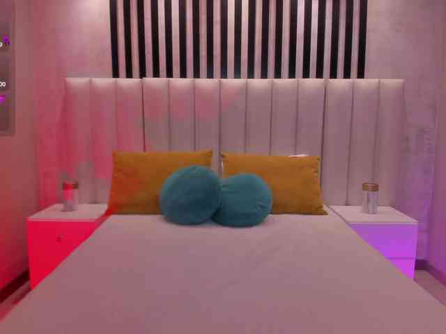 LindseyCox LindseyCox