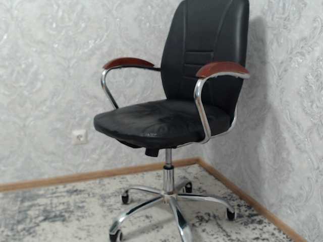 Arianakissses's BongaCams show and profile