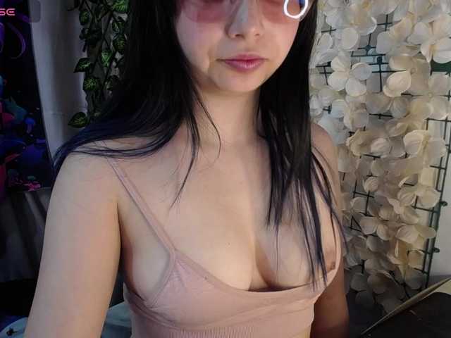 Pompita's BongaCams show and profile