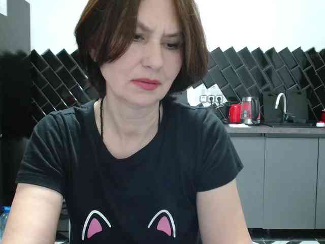 ANGELALADI webcam