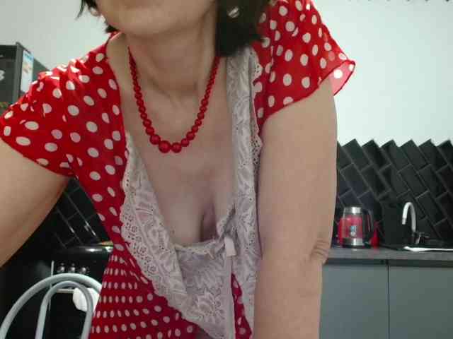 ANGELALADI webcam