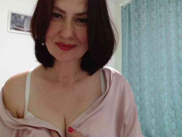 ANGELALADI webcam