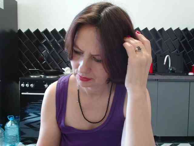 ANGELALADI webcam