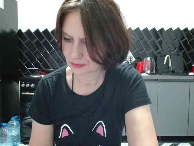 ANGELALADI webcam