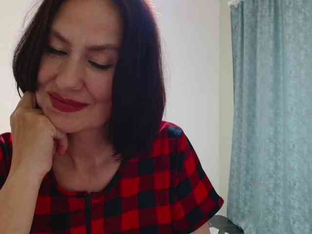 ANGELALADI webcam