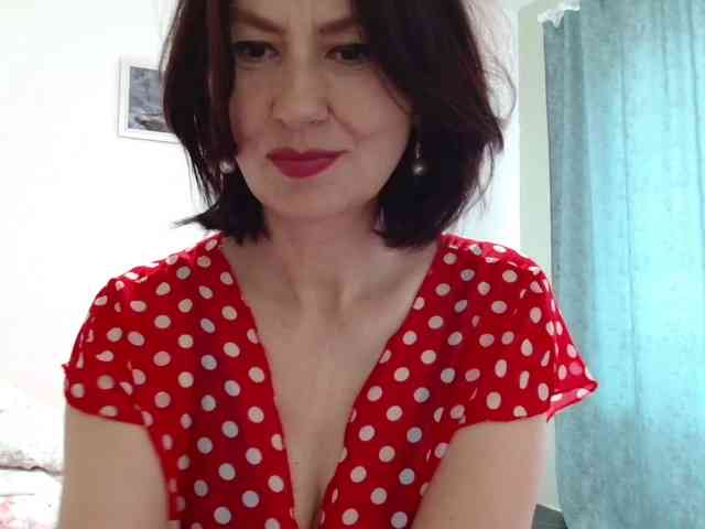 ANGELALADI webcam