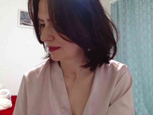ANGELALADI webcam