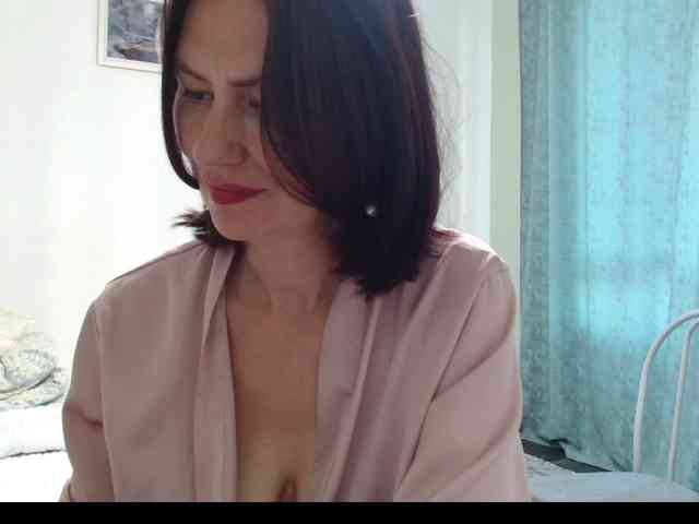 ANGELALADI webcam