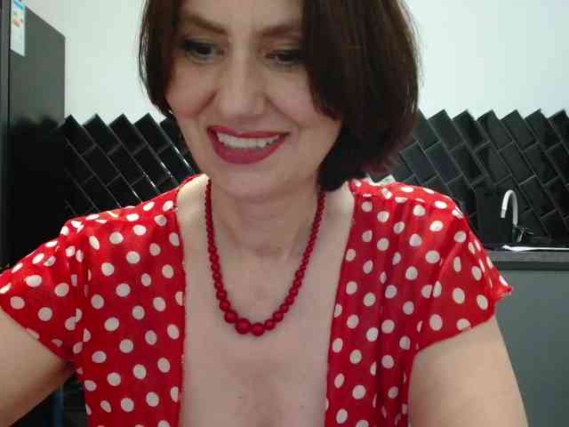 ANGELALADI webcam