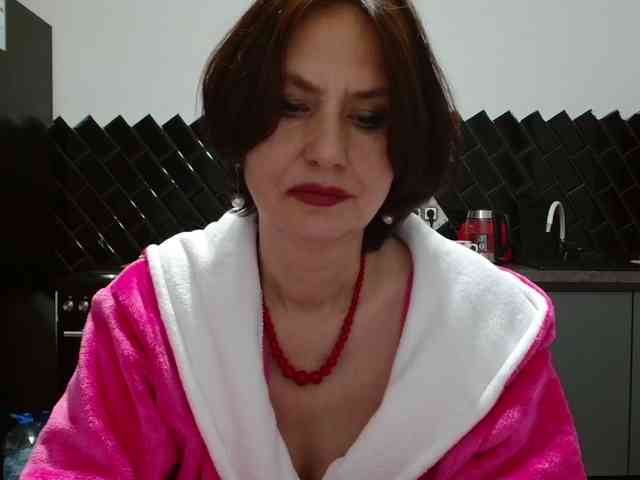 ANGELALADI