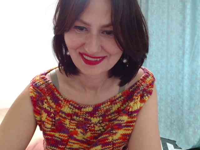ANGELALADI webcam