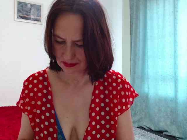 ANGELALADI webcam