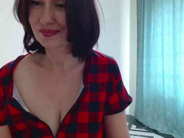 ANGELALADI webcam