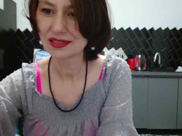 ANGELALADI webcam