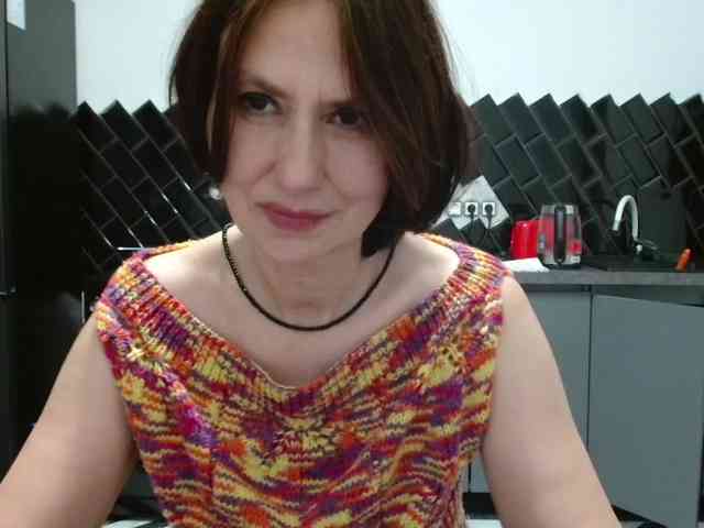 ANGELALADI webcam