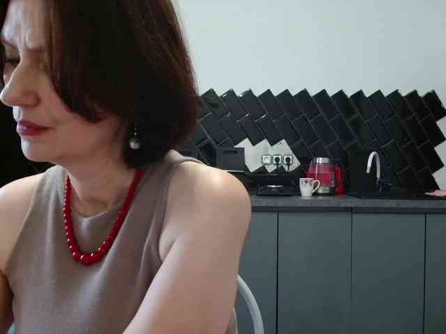 ANGELALADI webcam