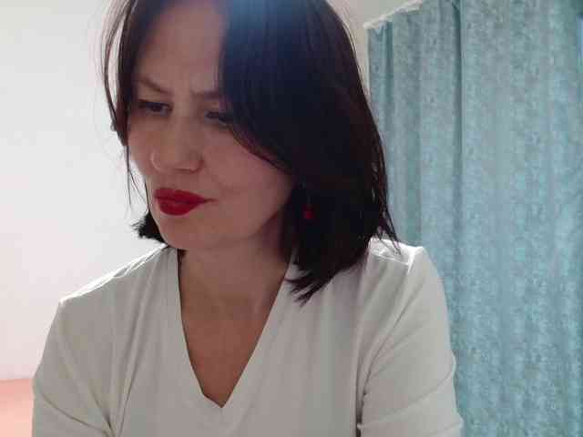 ANGELALADI webcam