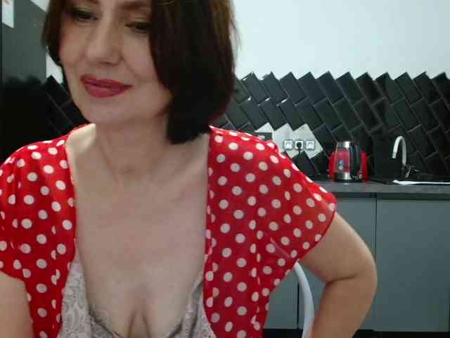 ANGELALADI webcam