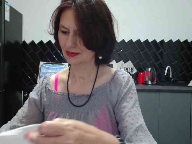 ANGELALADI webcam