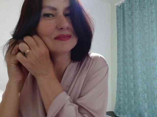 ANGELALADI webcam