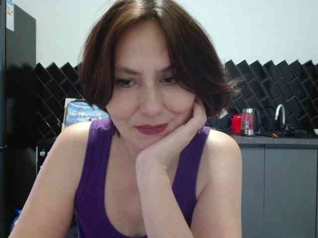 ANGELALADI webcam