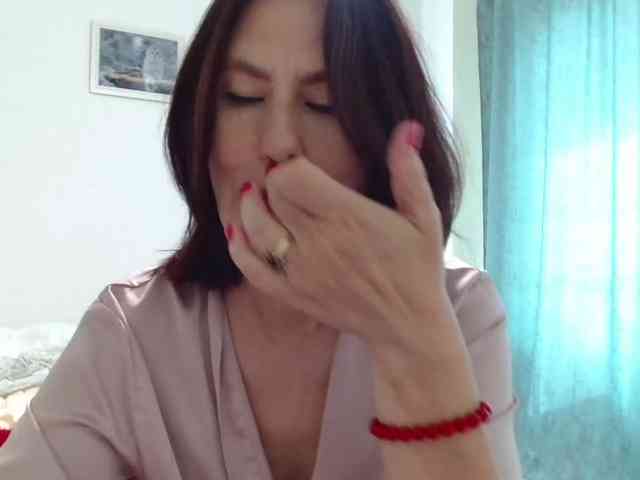 ANGELALADI webcam