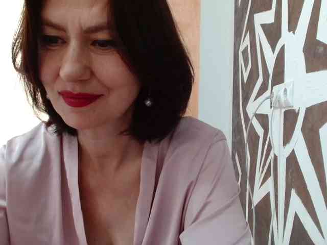 ANGELALADI webcam