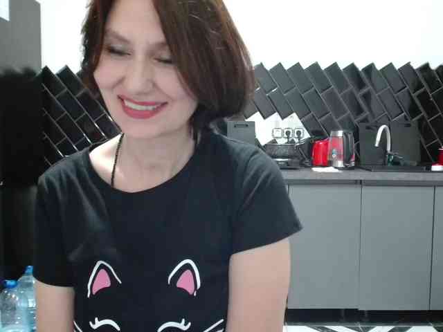 ANGELALADI webcam