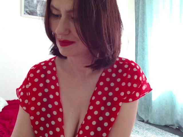 ANGELALADI webcam