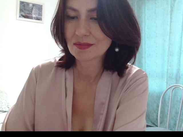 ANGELALADI webcam