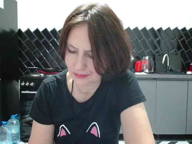 ANGELALADI webcam