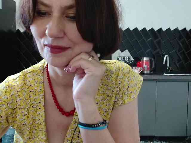 ANGELALADI webcam