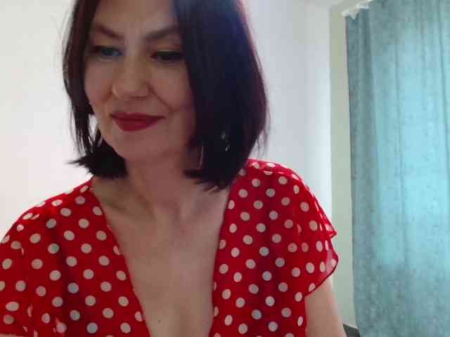 ANGELALADI webcam