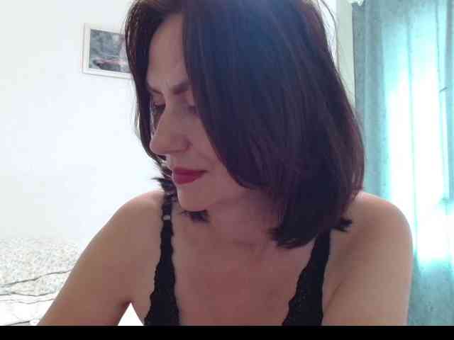 ANGELALADI webcam