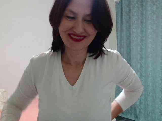 ANGELALADI webcam