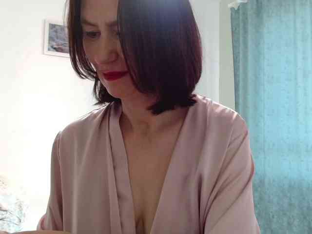 ANGELALADI webcam