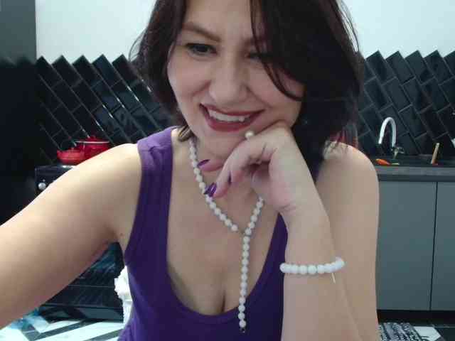 ANGELALADI webcam