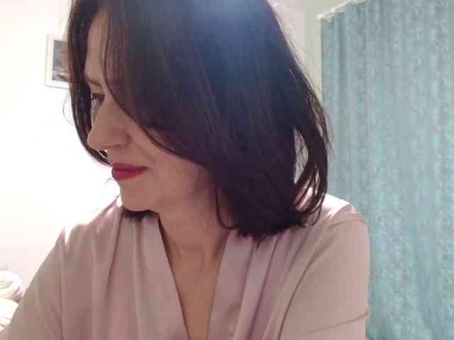ANGELALADI webcam