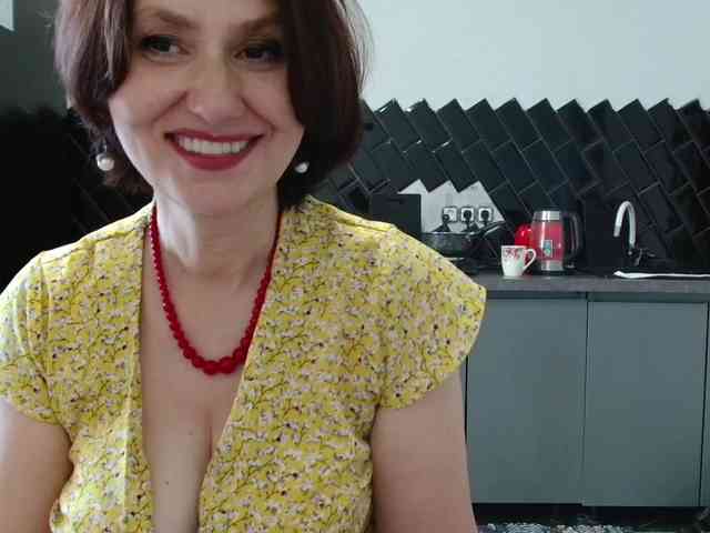 ANGELALADI webcam