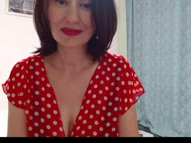 ANGELALADI webcam