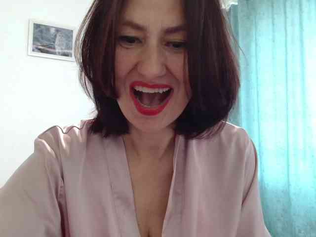 ANGELALADI webcam