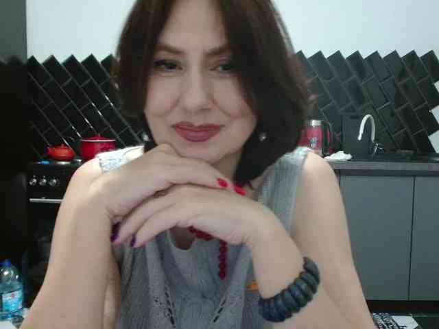 ANGELALADI webcam