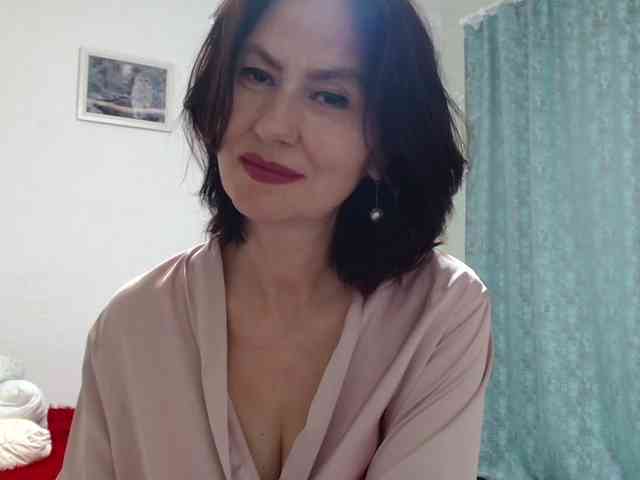 ANGELALADI webcam