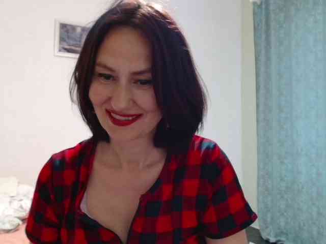 ANGELALADI webcam