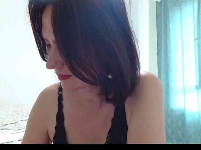 ANGELALADI webcam