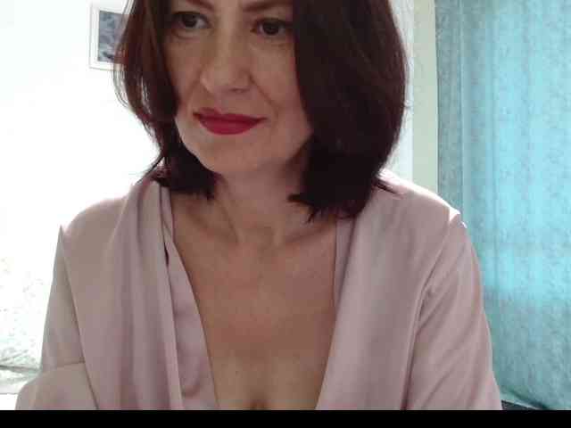 ANGELALADI webcam