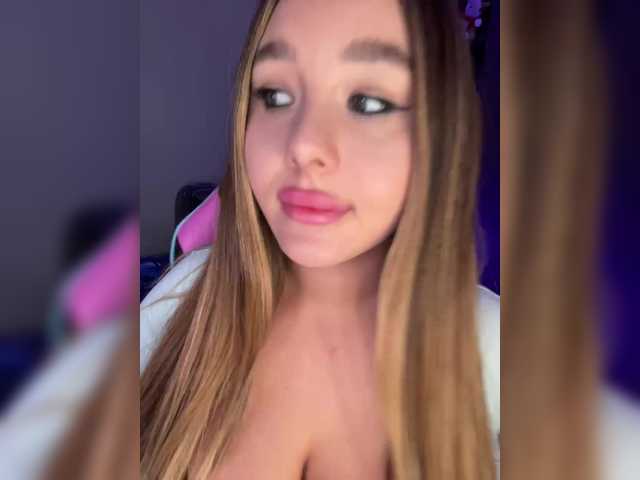 BloomJuliette from BongaCams