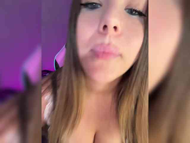 free camsex BloomJuliette