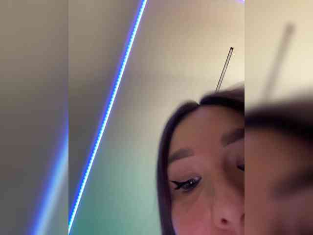 BloomJuliette Live Webcam on BongaCams