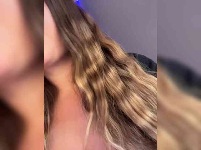 free live webcam BloomJuliette